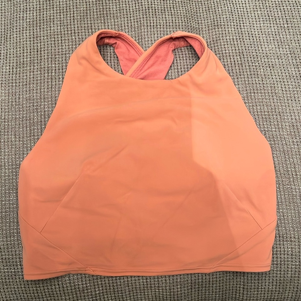 Lululemon Sports Bra - size 6! EUC